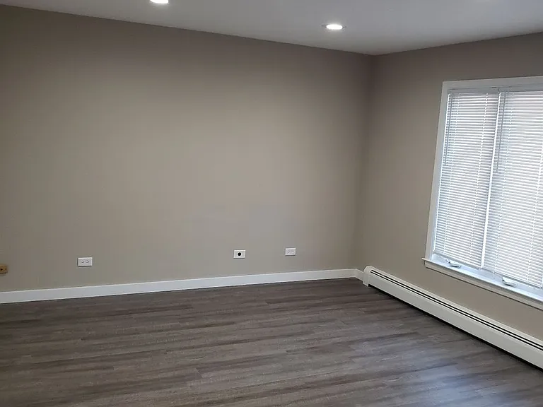 8604 W Carmen Ave — Photo 12