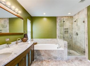 17043 Windward Ln, Addison, TX 75001