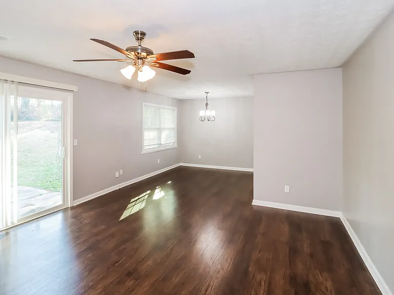 2887 Botany Dr — Photo 3