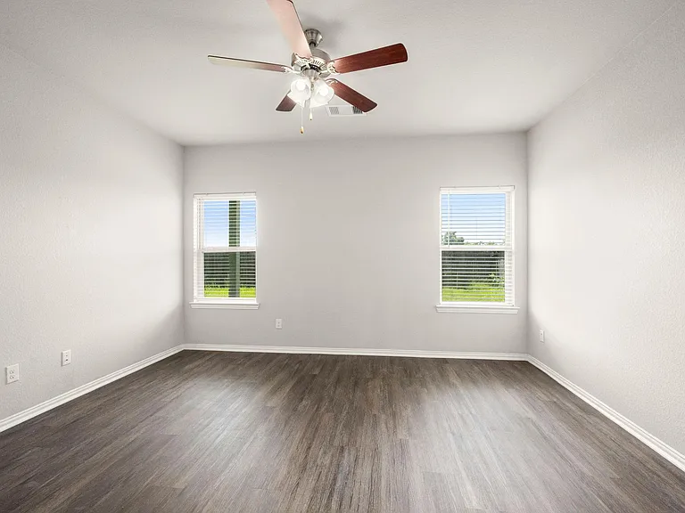 7446 French Quarter Ct — Photo 19