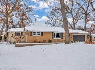 2317 Priscilla Ct, Port Huron, MI 48060