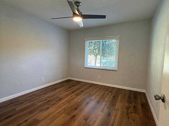 5th image of 1112 S Atlantic Blvd #E