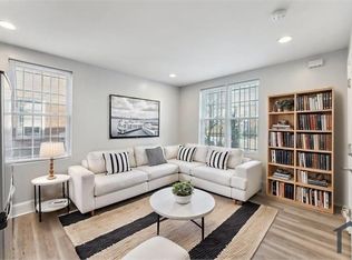 4255 Eads St NE APT 2, Washington, DC 20019