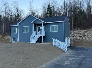12 Cournoyer Blvd, Southbridge, MA 01550