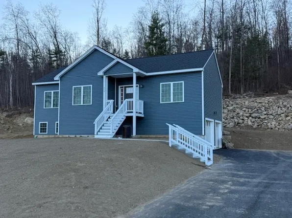 12 Cournoyer Blvd, Southbridge, MA 01550