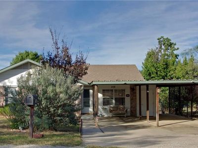 216 Pecan Dr, Horseshoe Bay, TX, 78639