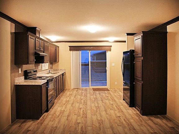 Targhee Place 2 Bedroom 2 Bath Living Kitchen