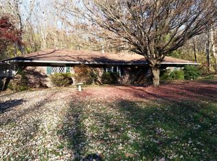 6818 Lime Kiln Rd, Slatington, PA 18080