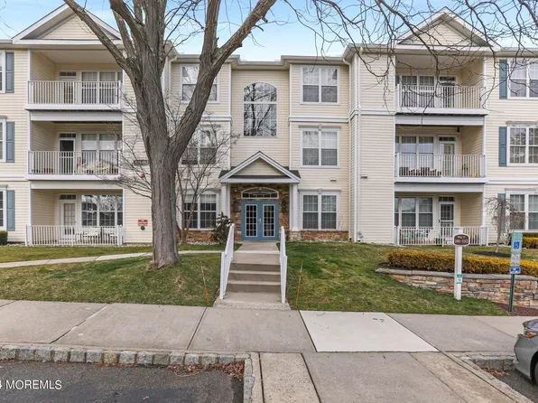 101 Shinnecock Drive, Manalapan, NJ 07726