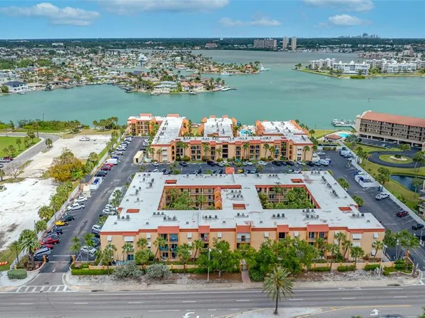 8911 Blind Pass Rd APT 114, Saint Pete Beach, FL 33706