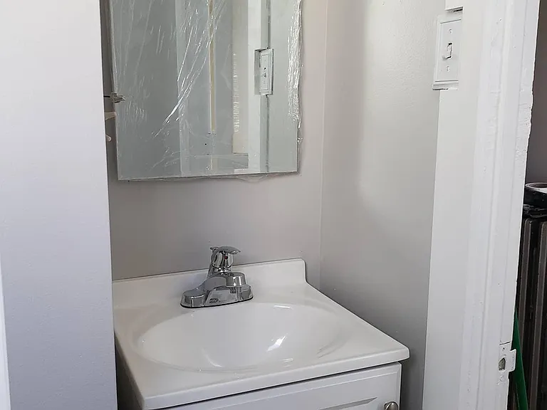 625 Oak St — Photo 8