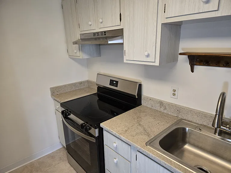 4849 Grace Rd #121 — Photo 11