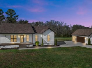 101 Pebble Ln, Sylvania, AL 35988