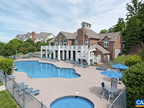 810 Beverley Dr APT 104, Charlottesville, VA 22911