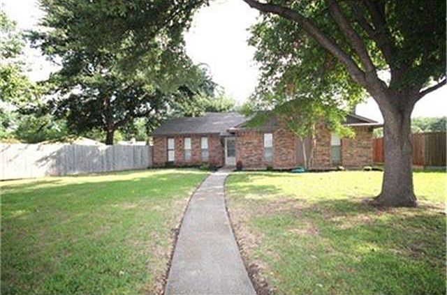 1st image of 617 Kingston Pl