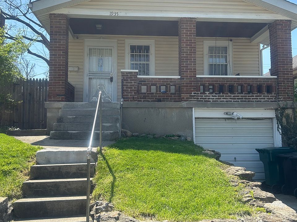 1st image of 1935 Dalewood Pl