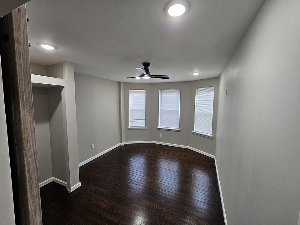 1st Bedroom