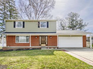 2486 Rushbrook Dr, Flushing, MI