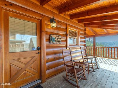 1958 Cougar Crossing Way, Sevierville, TN, 37876