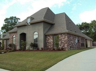 17615 W Purple Martin Ct, Baton Rouge, LA 70816