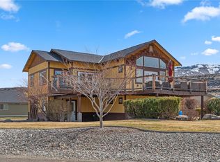 180 Lakeview Ave, Orondo, WA 98843