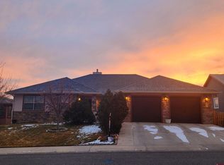 3527 Chestnut Dr, Montrose, CO 81401