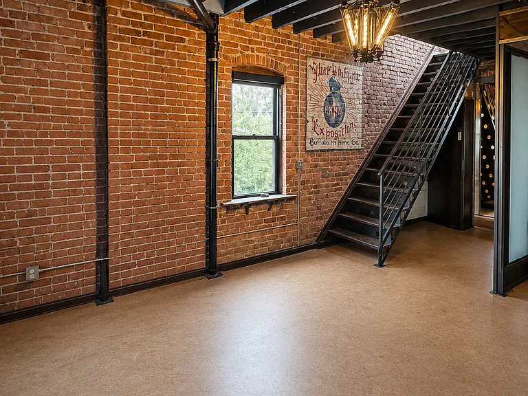 149 Van Rensselaer St #1 — Photo 7