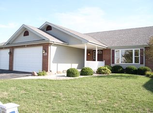 2104 Debra Ct, Bourbonnais, IL 60914