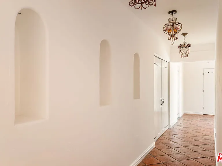 206 Bellino Dr — Photo 27