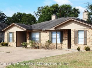 3611B Elliott St, Bryan, TX 77802