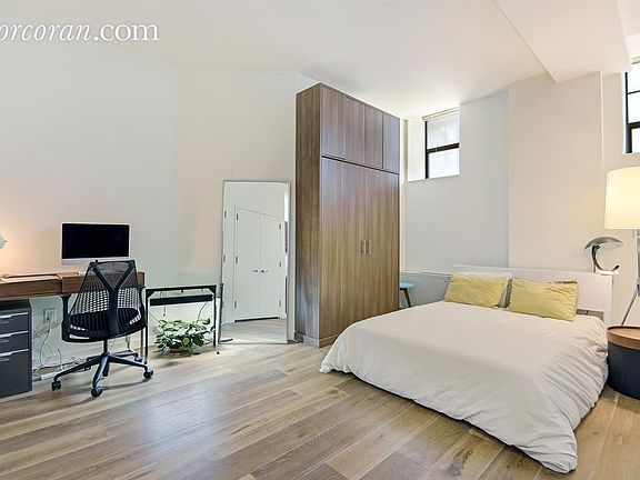 3rd image of 20 Henry St #1A