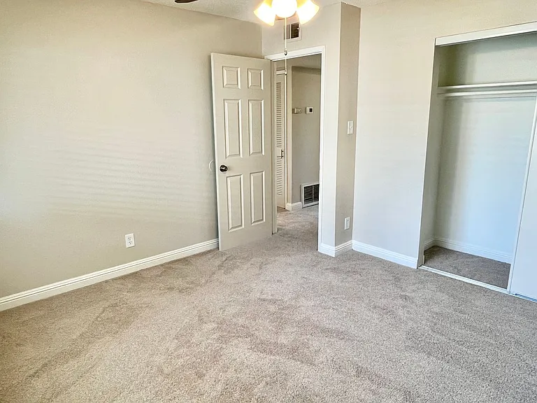 Elegante Apartments ~ Exceptionally Spacious, Unique and a Must See Community! — Photo 5