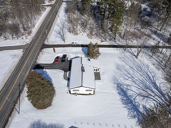 5th image of 42 High Mills Rd