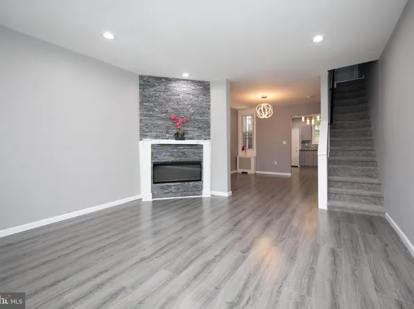 1961 Medary Ave, Philadelphia, PA 19141