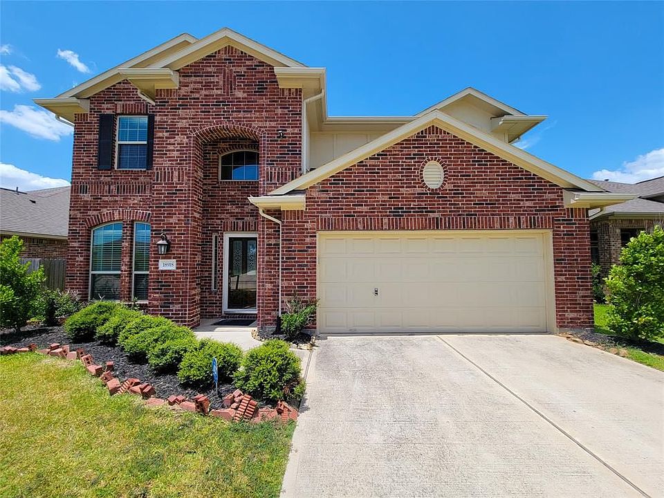 1st image of 18918 Oakland Manor Ln