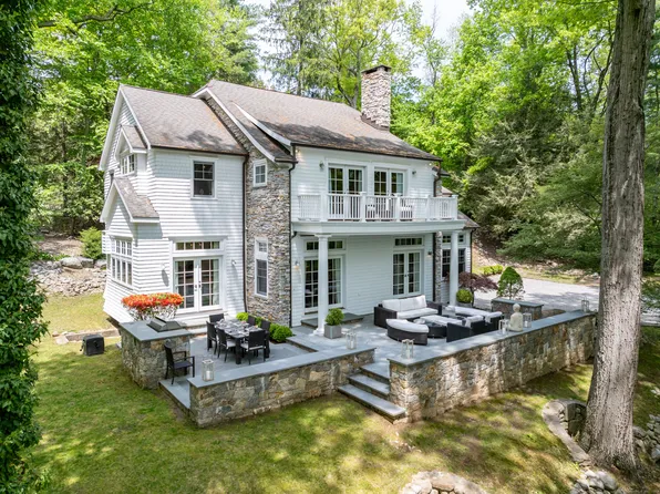 115 Newtown Turnpike, Westport, CT 06880