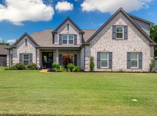 178 E Cherrybark Dr, Atoka, TN 38004
