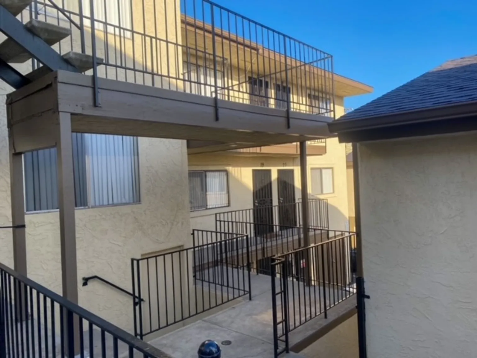 Estrella Gardens — Photo 2