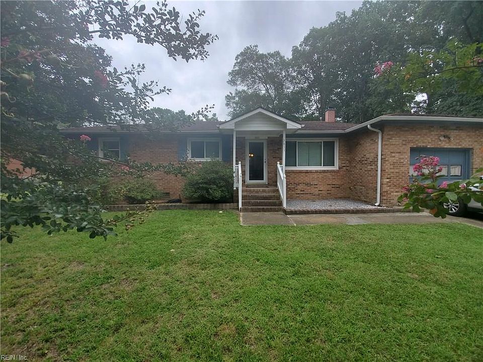 1st image of 3811 Yaupon St