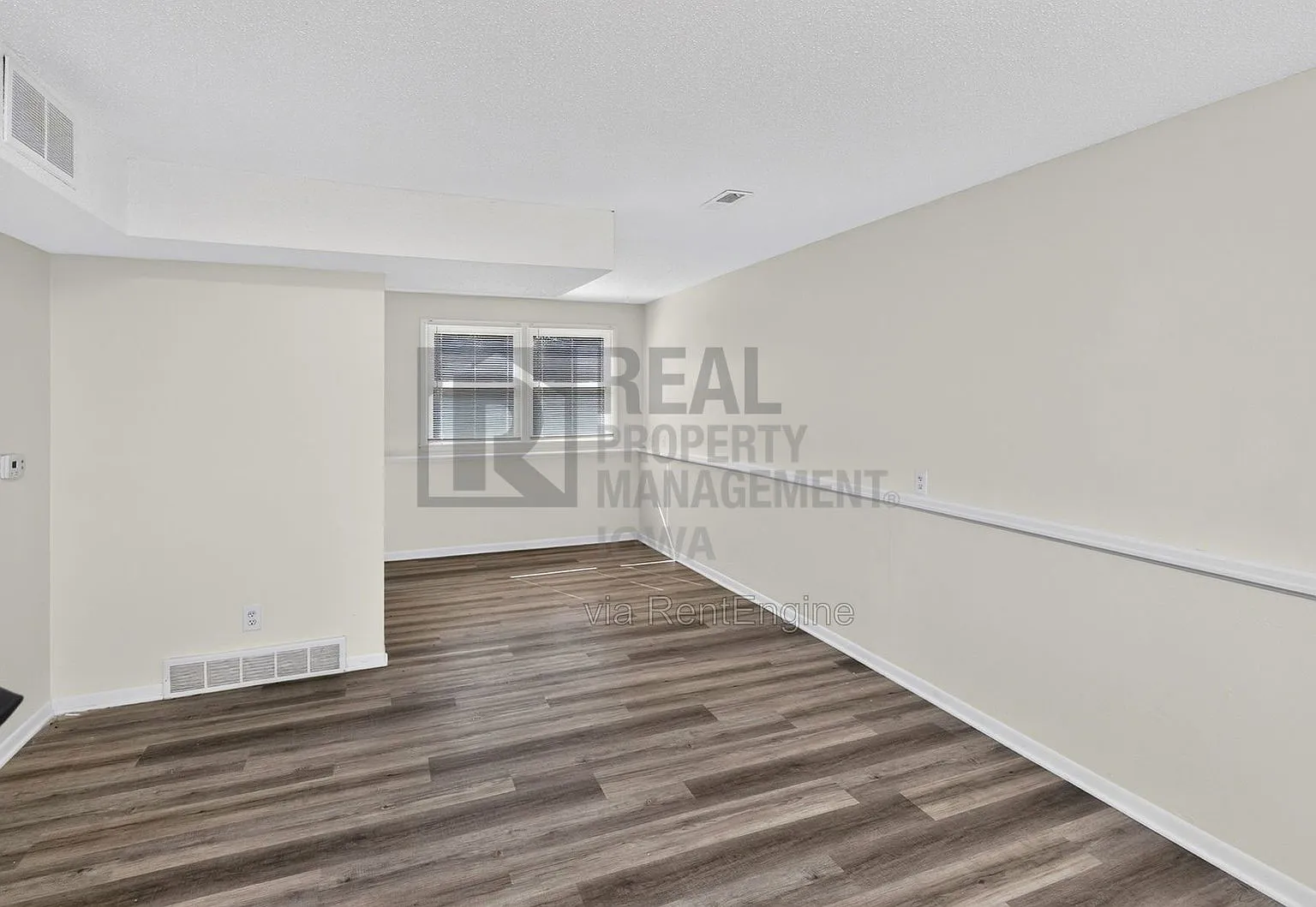 2 bed, 1.0 bath, 980 sqft, $1,150 — Photo 3
