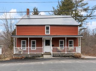 37 Bay Rd, Newmarket, NH 03857