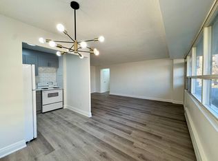 17 Gulliver Rd #305, Toronto, ON M6M2M3