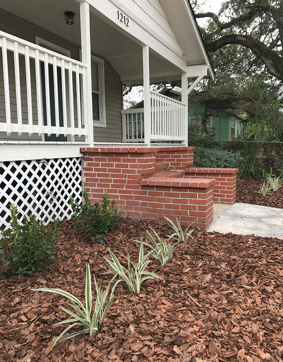 3 bed, 1100 sqft, $1,250 — Photo 2