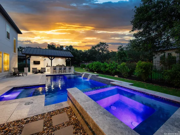 7126 BLUFF RUN, San Antonio, TX 78257