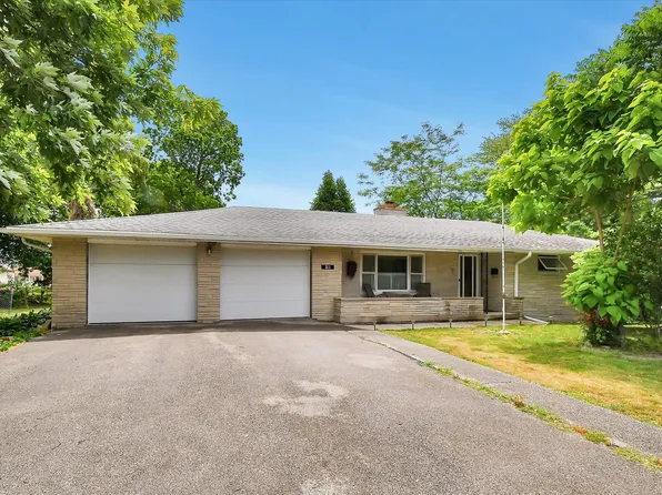 311 N Park St, Milford, IL 60953