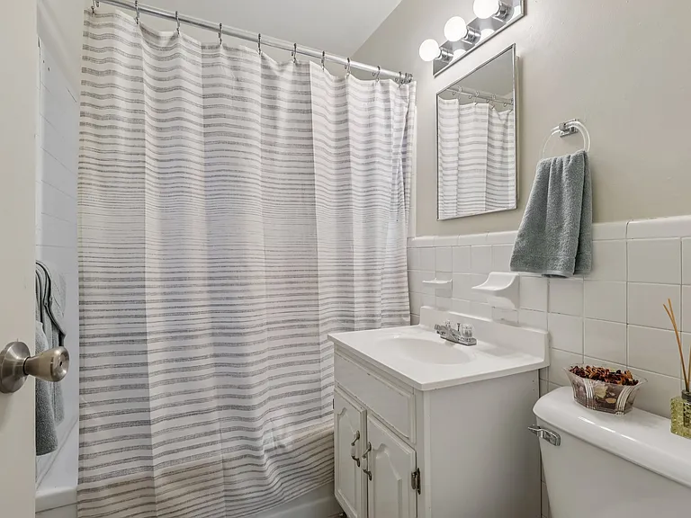 Greenwood Village Apartments — Photo 41