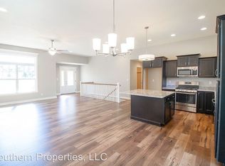 3412 Crape Myrtle Dr, Columbia, MO 65203