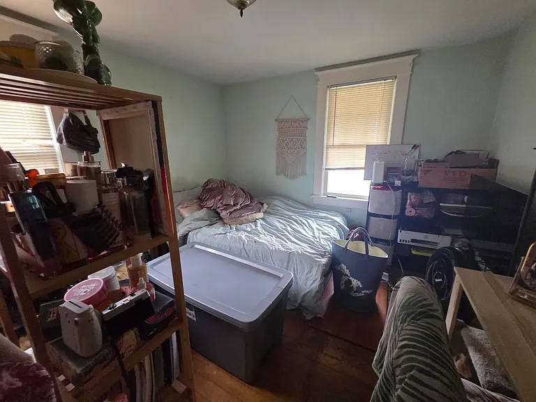 227 Banning Ave — Photo 10