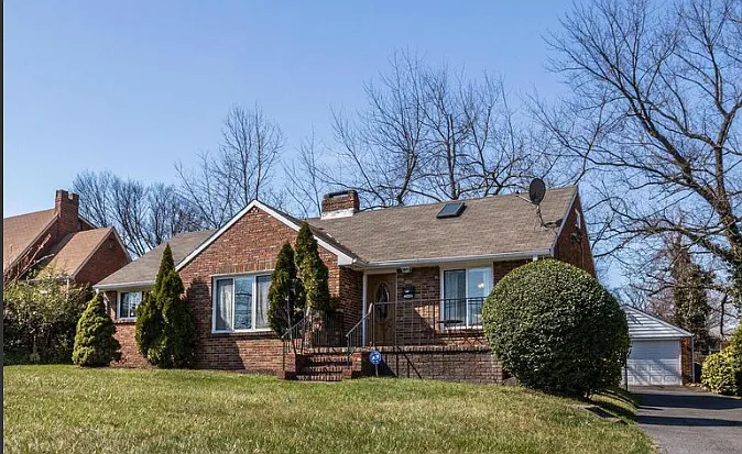 7008 Riggs Rd photo 1
