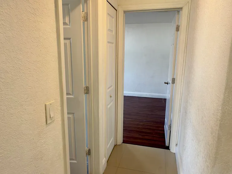 8421 NW 21st Ct — Photo 19